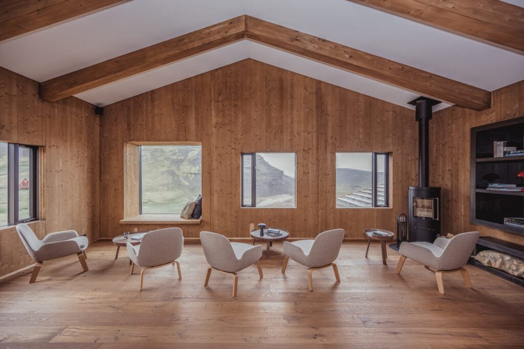 Kerlingarfjöll Iceland’s Remote Retreat for Rest and Restoring. hb commonareas lounge crl 0723 unl 39